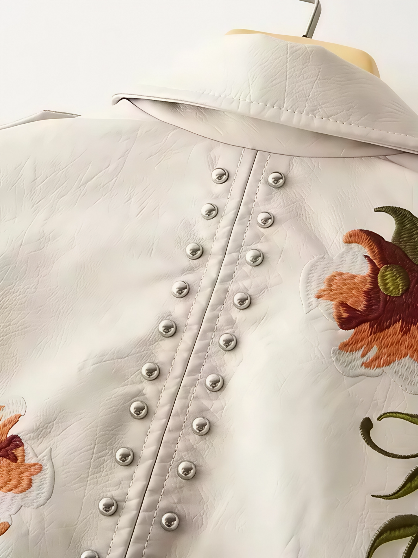 Rose & Rivet